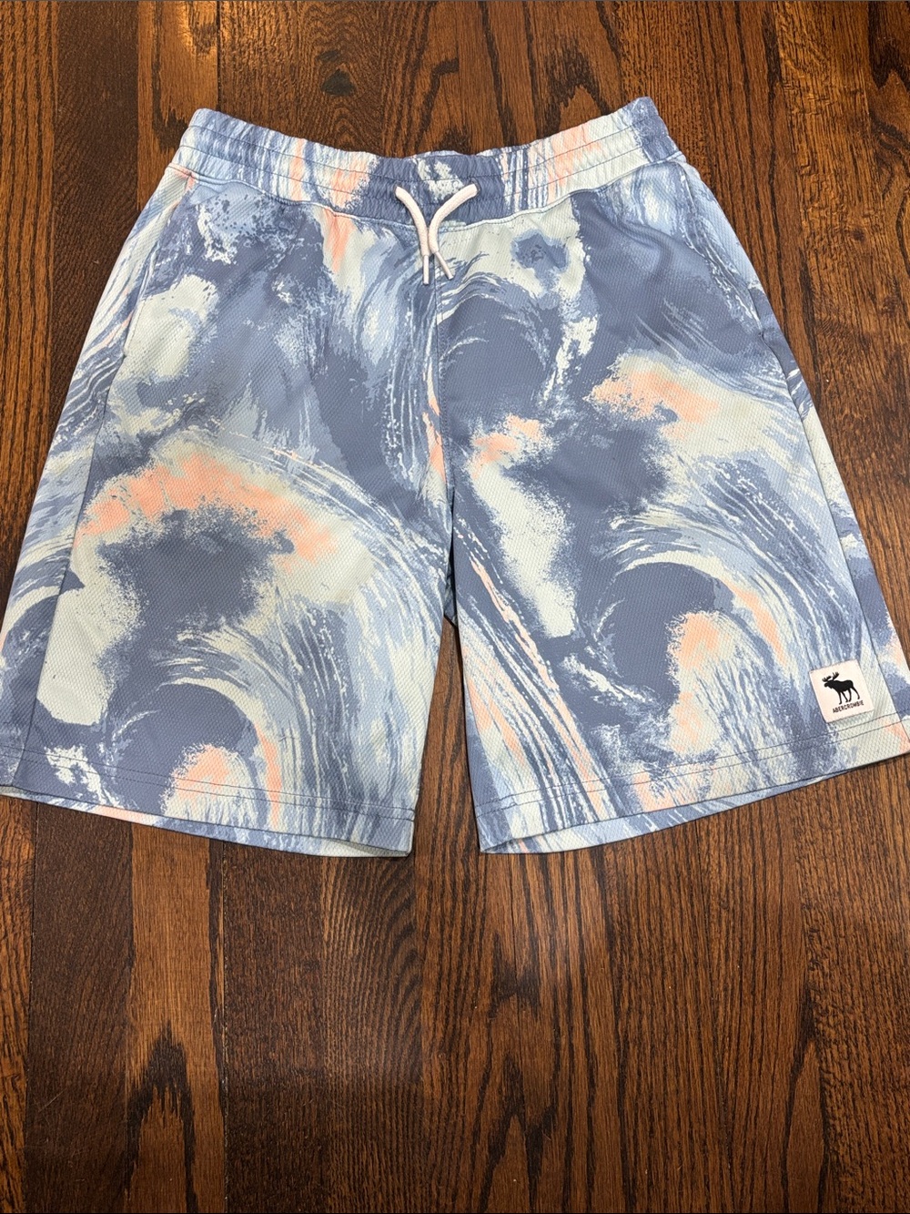 Ambercrombie boys Blue Swirl Athletic Shorts size 15/16